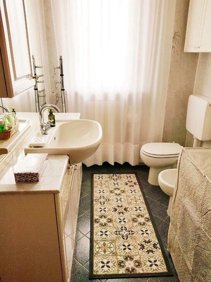 Moncalvo In Relax Apartment Bagian luar foto