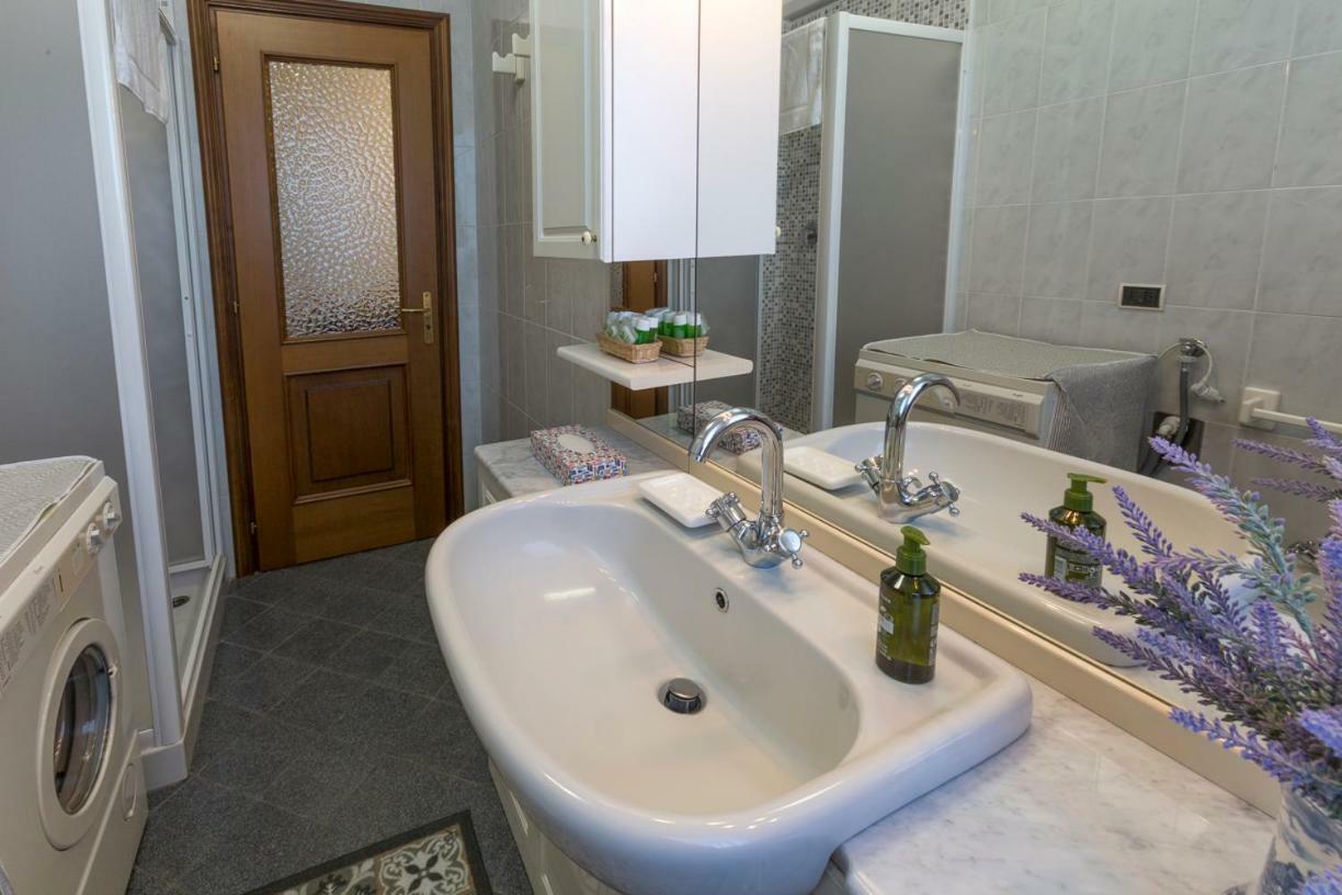 Moncalvo In Relax Apartment Bagian luar foto